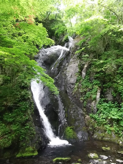 七折れの滝