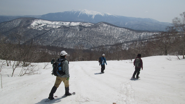 早池峰山を見て下山640