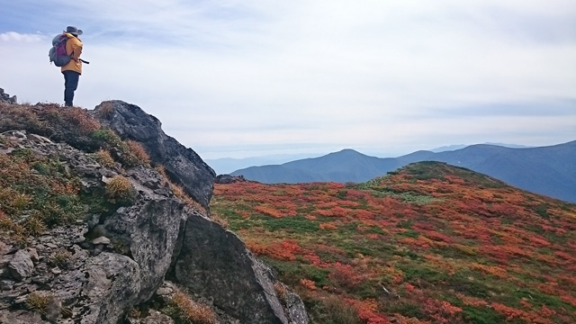 岩場に立って640