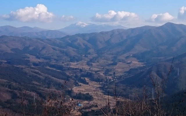 朝島山からの早池峰640400