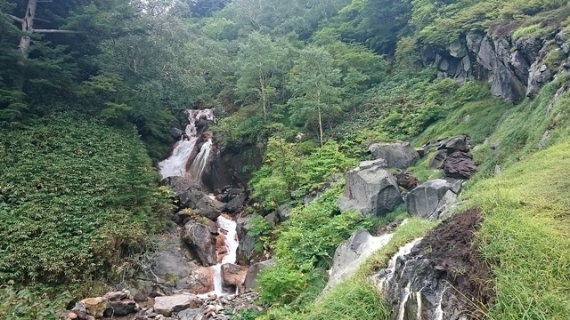 様々な滝640