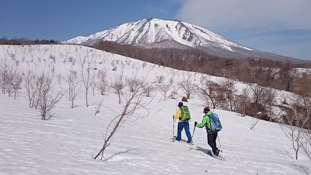 岩手山と鞍掛山640