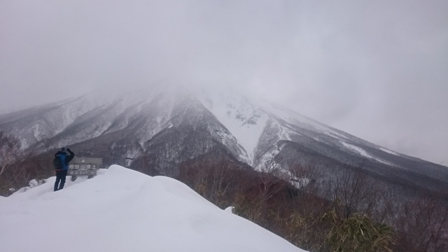 鞍掛山頂640