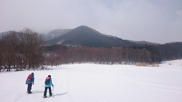 男助山目指し640