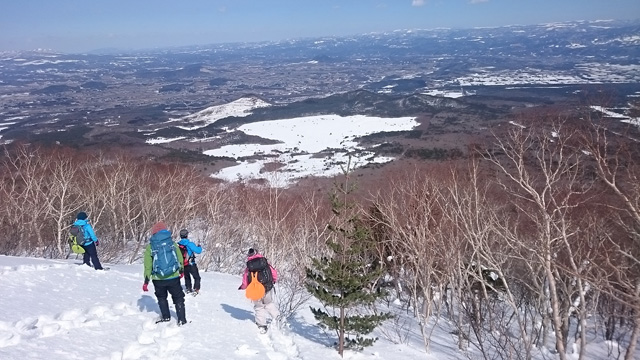 雪原目指しダウンヒル640
