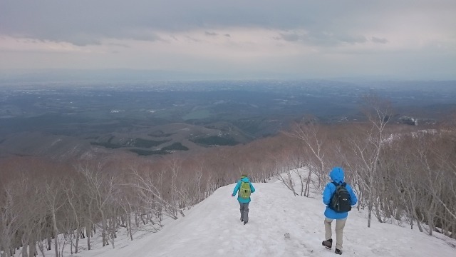 下山は駆け下りました640