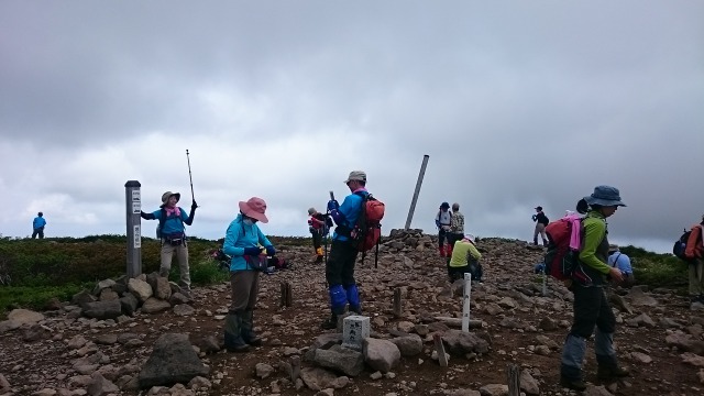 焼石岳山頂640