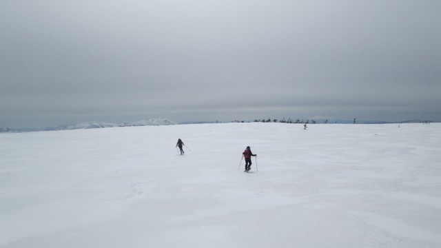 雪原台地をゆく640
