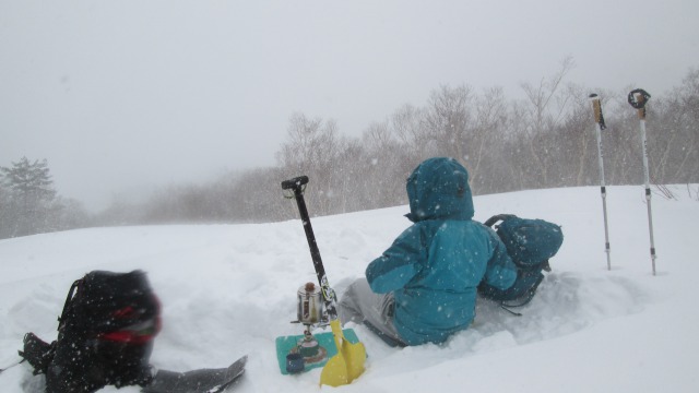 雪原のコーヒーブレイク640