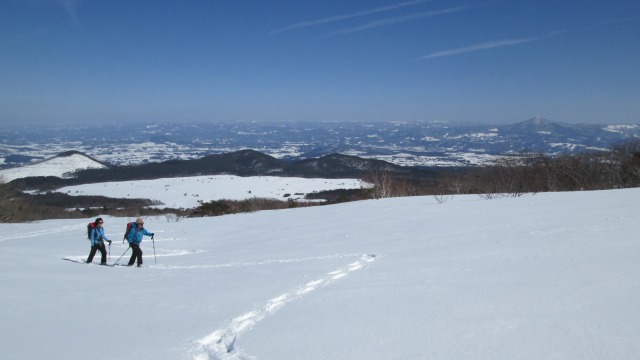 大雪原を緩やかに640