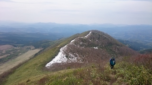 0512田代山稜線640