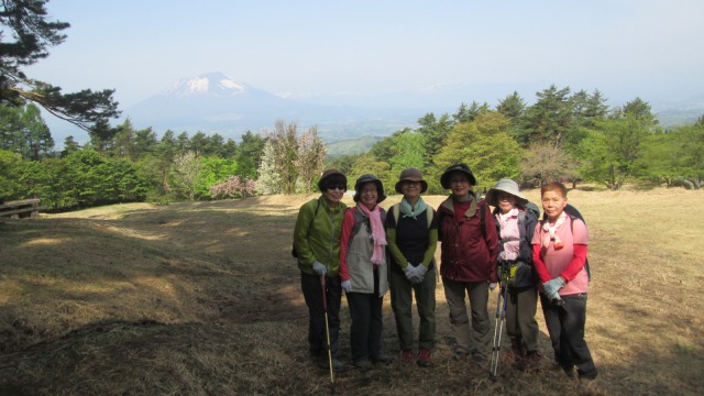 0515姫神山スズラン広場640