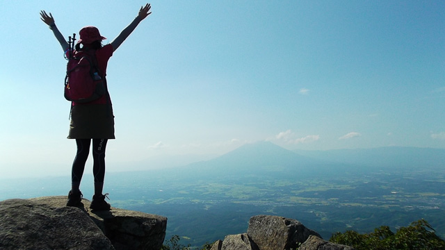 ふるさとの山に登ろう640