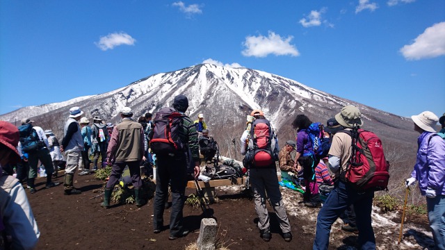 鞍掛山の山開き640