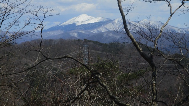 下山コースからの早池峰山640