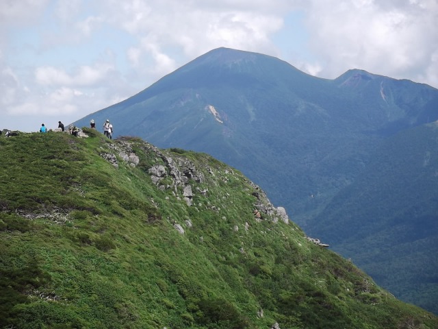 640源太ヶ岳と岩手山