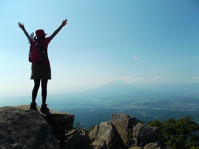 姫神山の上で640