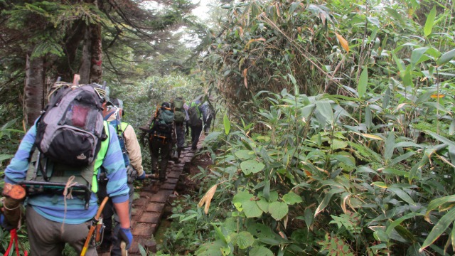 20210905登山道補修640 (2)